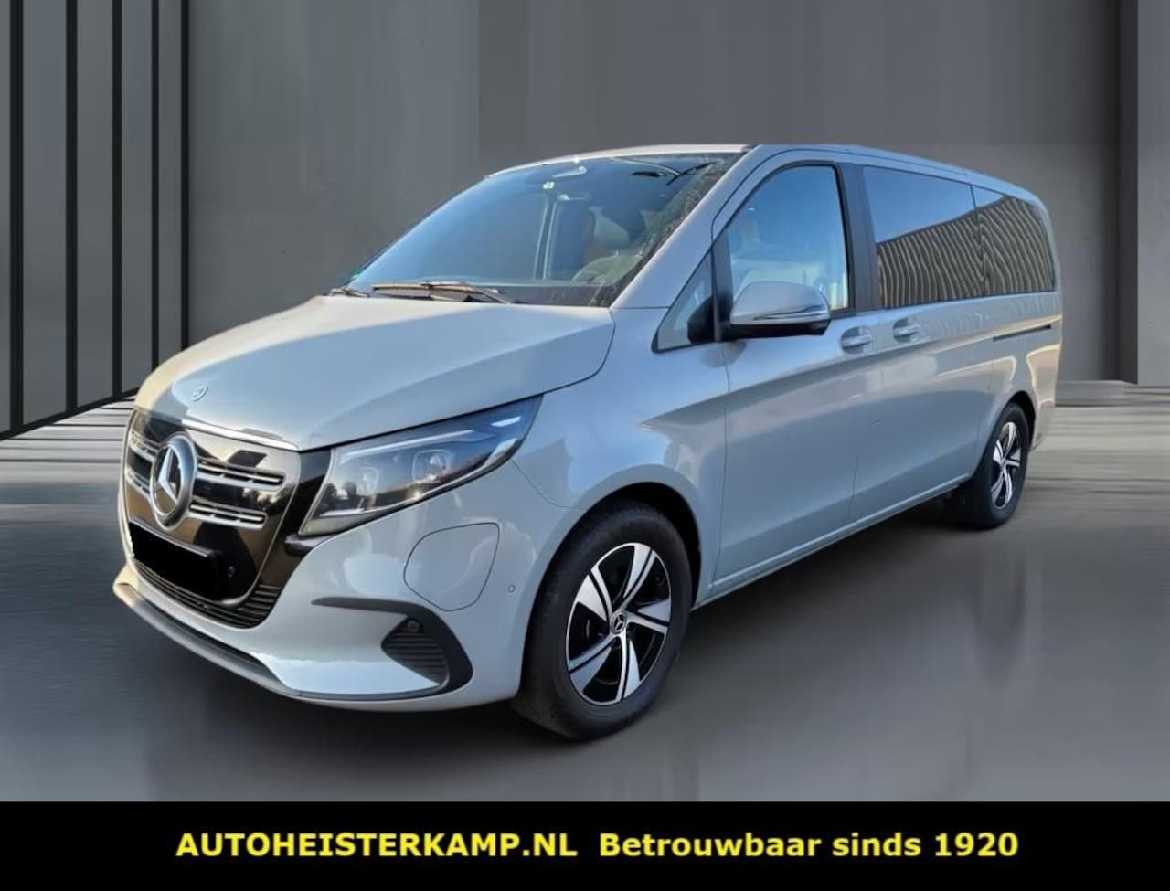 Mercedes-Benz EQV - 300 L2 90 kWh 7 zitter 57.959 incl BTW Distronic LED WideScreen Stoelverwarming Camera - AutoWereld.nl