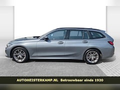 BMW 3-serie Touring - 320d 190 PK Trekhaak Camera Keyless-Go LED EL. Stoelbediening