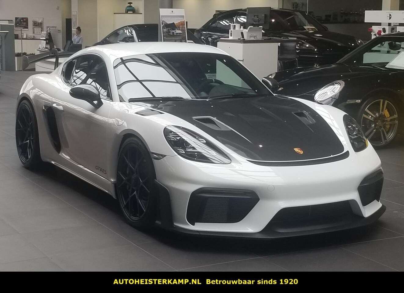 Porsche 718 GT4 - RS Weissach Lift PDLS PCM PASM BOSE Camera 20 Inch - AutoWereld.nl