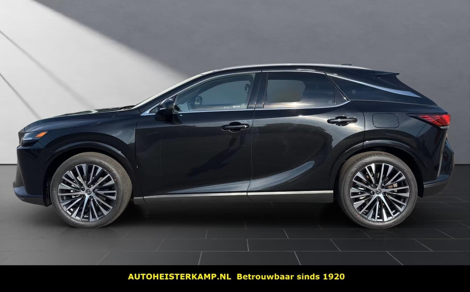 Lexus RX 450h - 450h+ Plug-in Hybrid Executive Line ACC 21 Inch Stoelkoeling - AutoWereld.nl