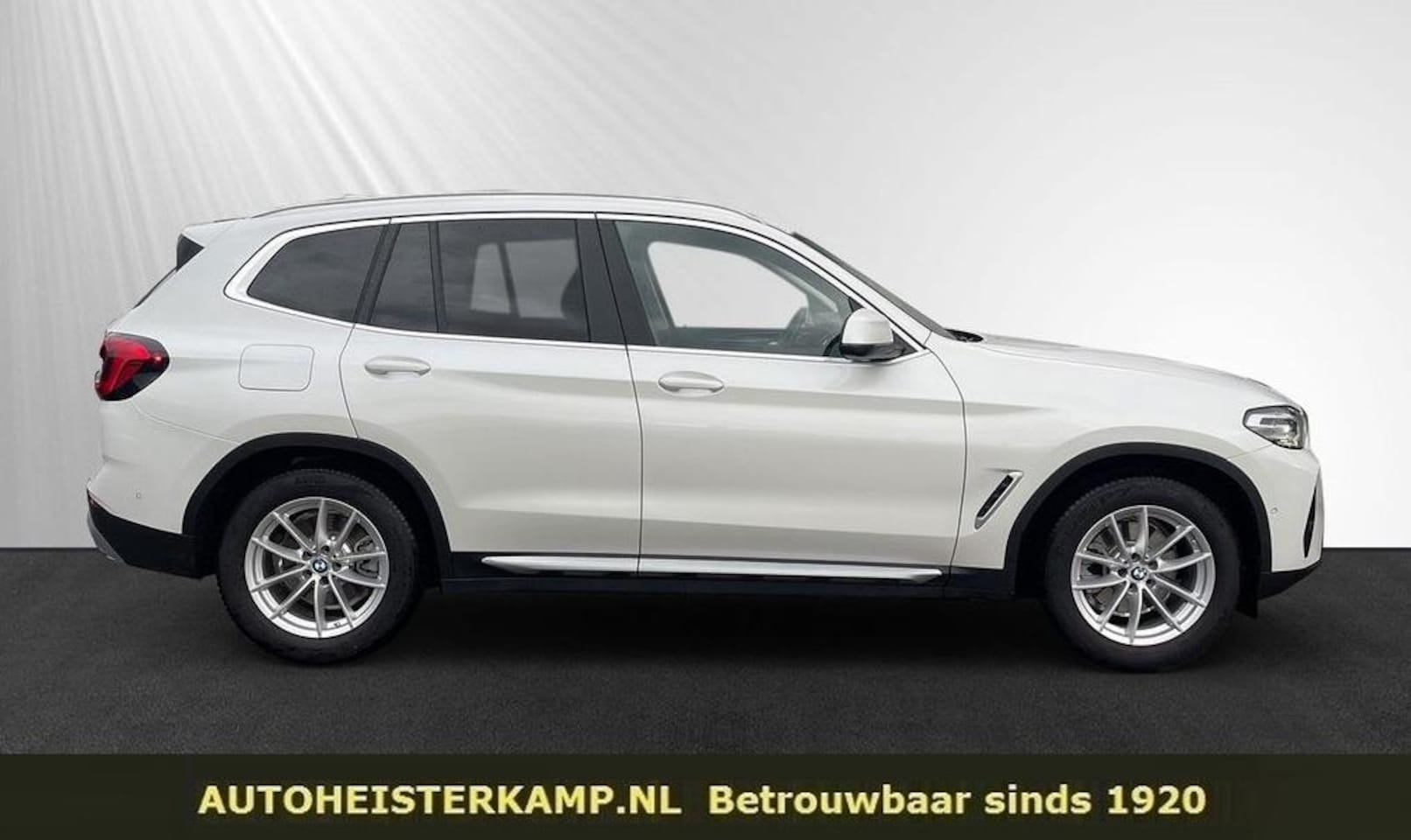 BMW X3 - xDrive20d 190 PK Live Cockpit Sportstoelen Leder Stoelverwarming 18 Inch - AutoWereld.nl
