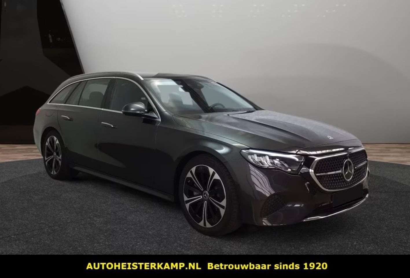 Mercedes-Benz E-klasse Estate - 300 de Avantgarde Plug-In Diesel Hybride Distronic Head-Up Trekhaak - AutoWereld.nl