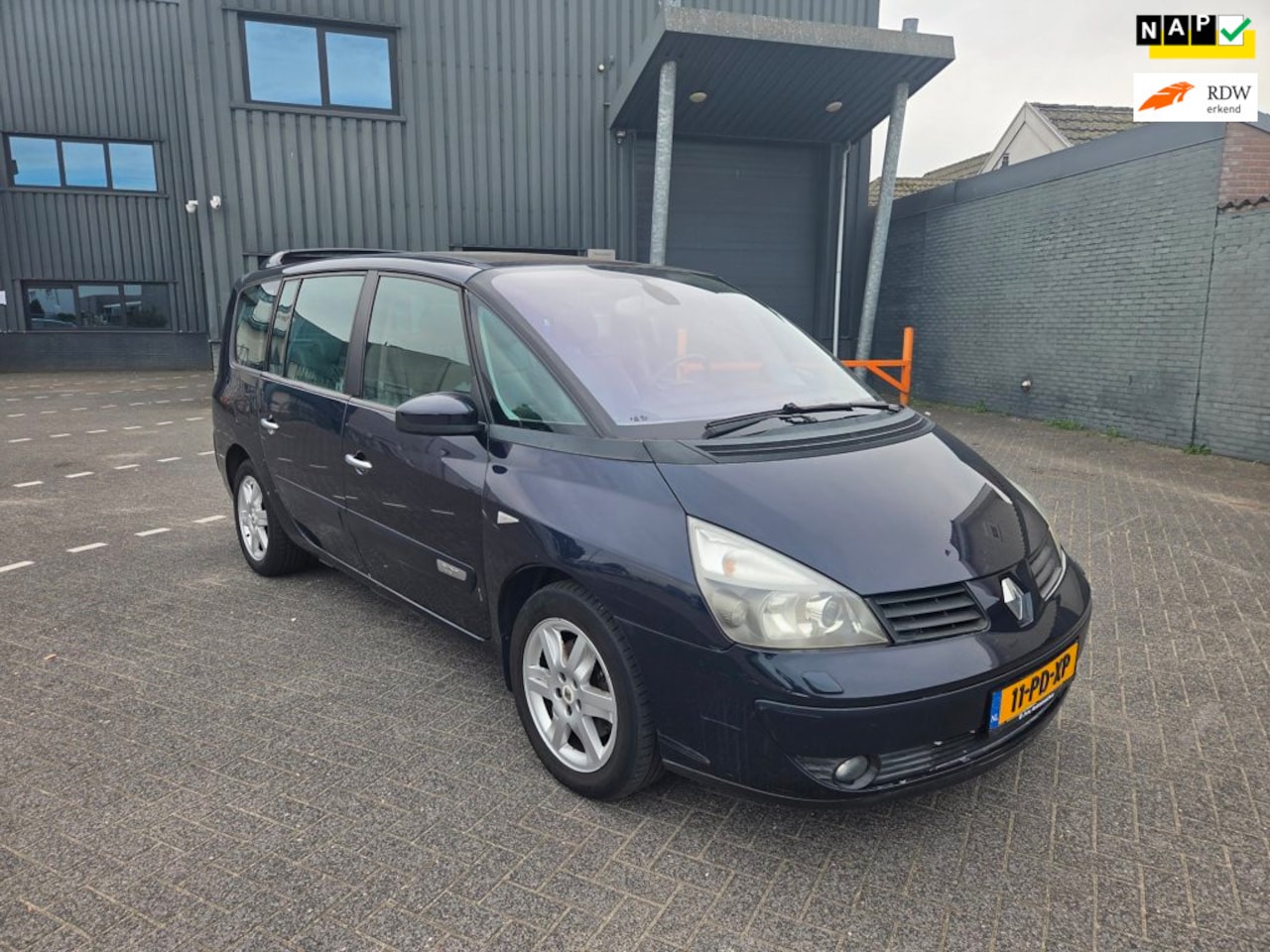 Renault Grand Espace - 2.0 T Initiale Airco Nap AUTOMAAT PANO - AutoWereld.nl