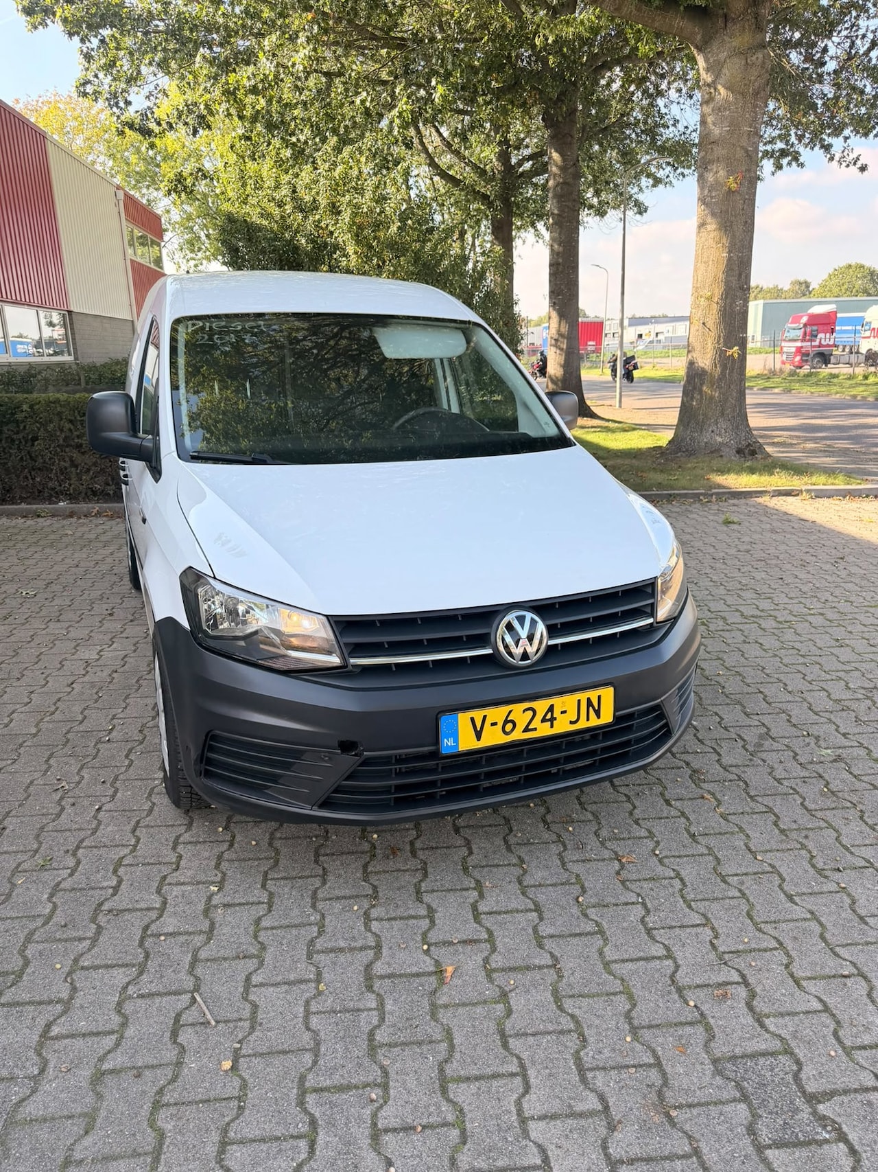 Volkswagen Caddy - 1.6 TDI L1H1 Highline 1.6 TDI L1H1 Highline - AutoWereld.nl