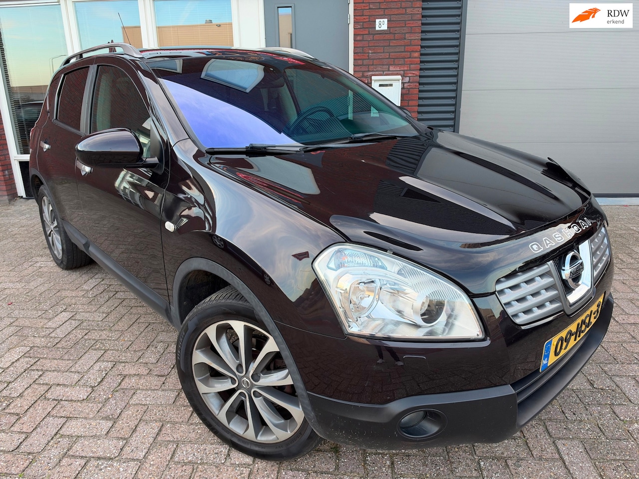 Nissan Qashqai - 2.0 Tekna / Pano / Camera / Bose / Navi / Keyless / LM / NAP - AutoWereld.nl