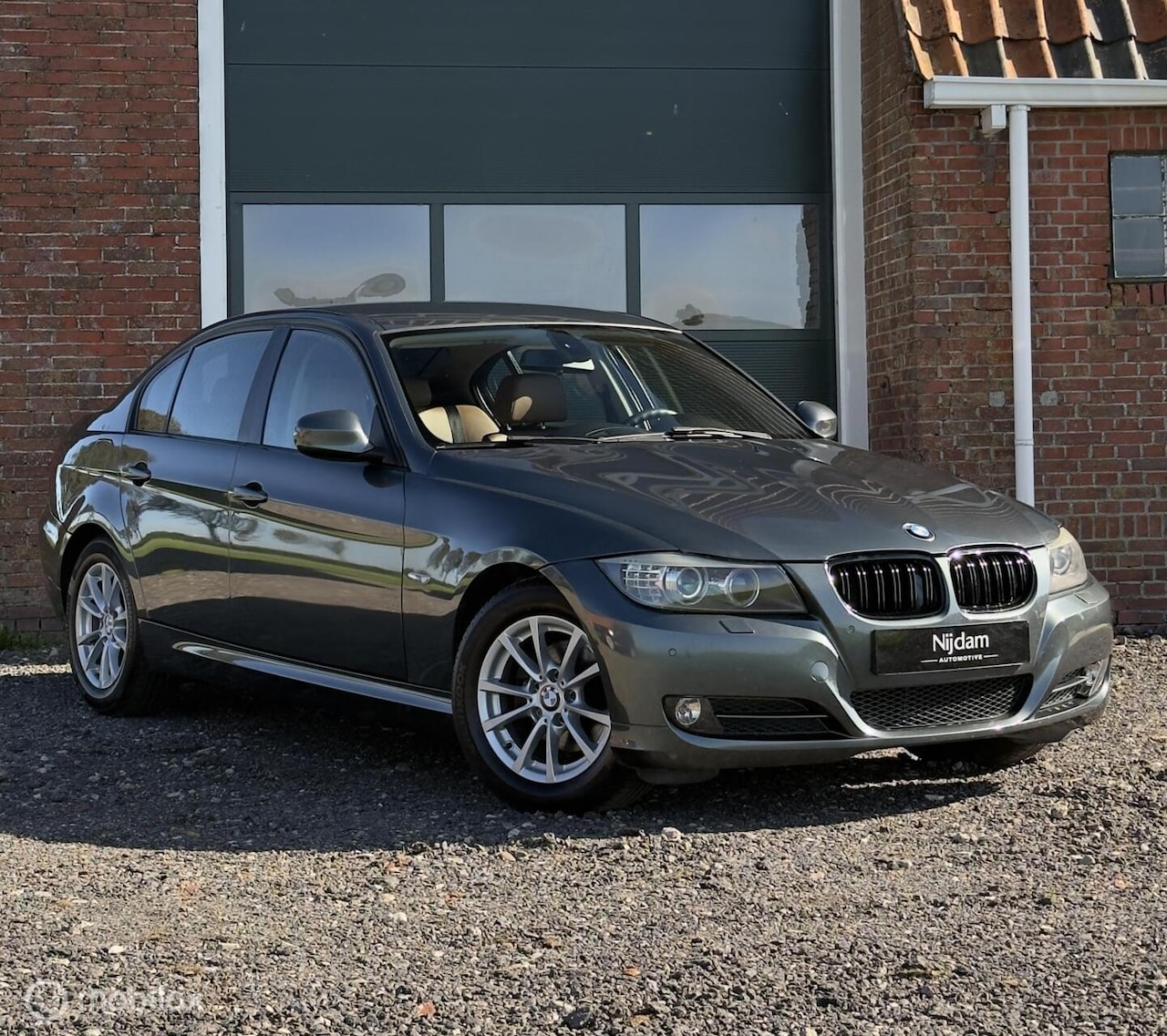 BMW 3-serie - 318i 318i - AutoWereld.nl