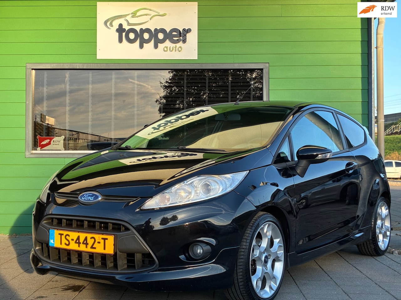 Ford Fiesta - 1.6 ST-line|2e Eigenaar|Climatronic|Stoel Verw.|LM-Velgen|Elektr.ramen|Nieuwe APK| - AutoWereld.nl