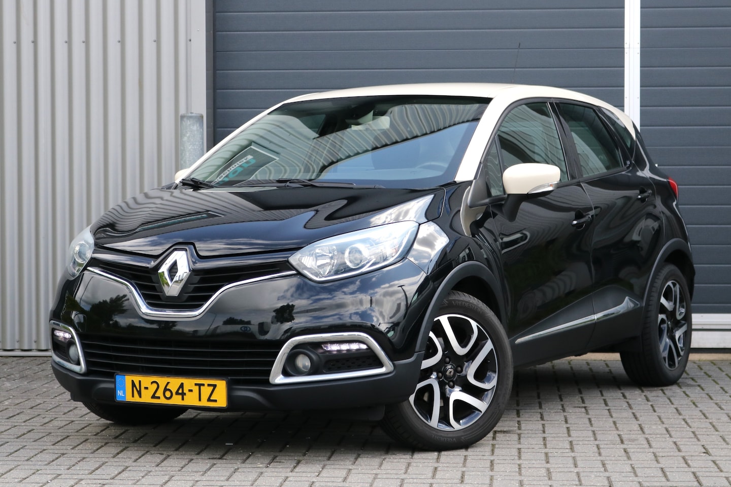 Renault Captur - 1.2 TCe Expression EDC | Camera | Automaat - AutoWereld.nl