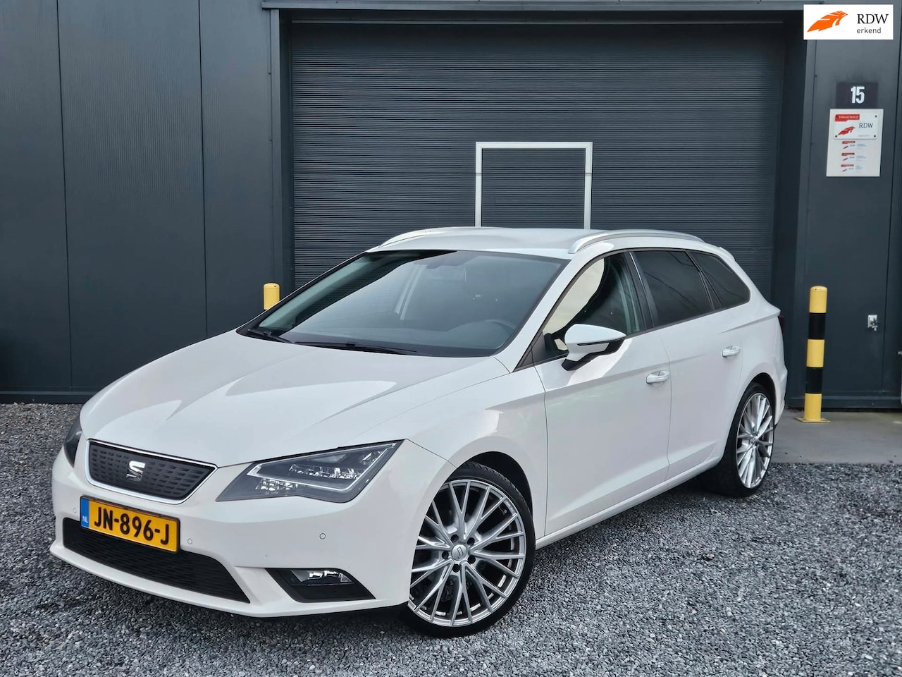 SEAT Leon ST - 1.0 EcoTSI Style Connect Nette auto - AutoWereld.nl