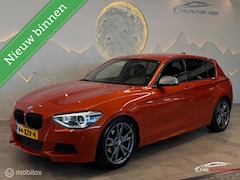 BMW 1-serie - 114i M Sport Leer/Sportstuur/PDC/Navigatie/Cruise control