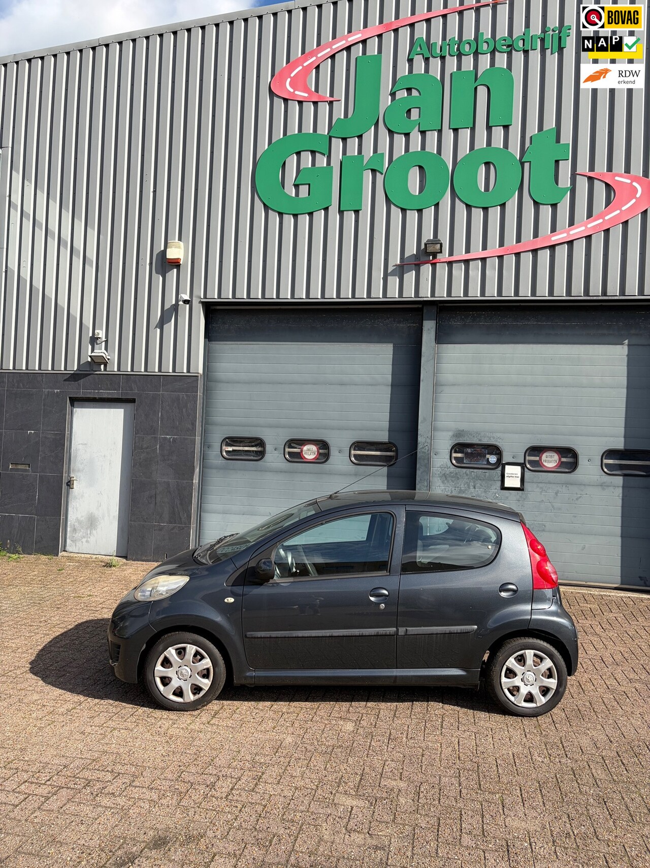 Peugeot 107 - 1.0-12V Millesim 200 1.0-12V Millesim 200 - AutoWereld.nl