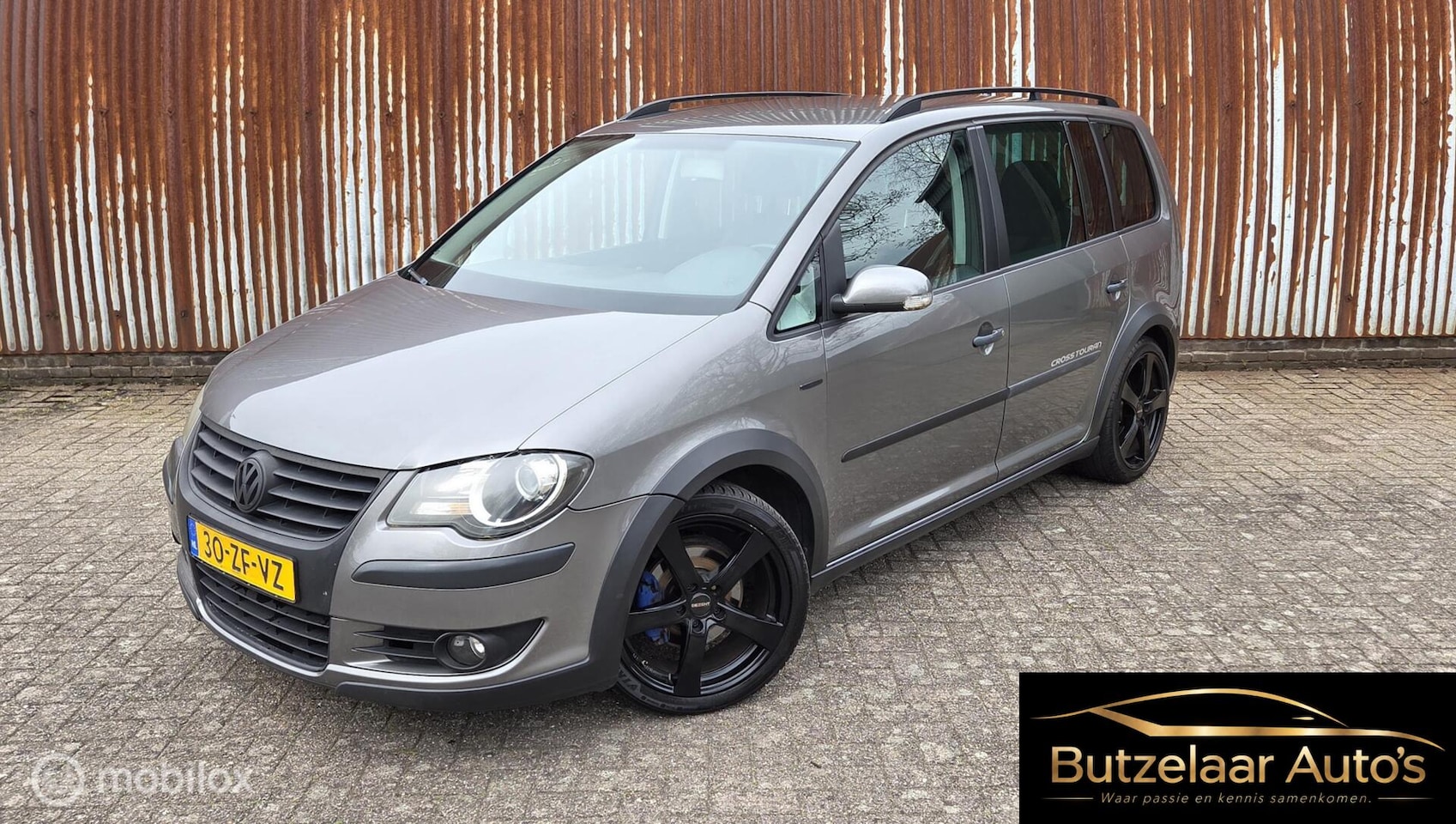 Volkswagen Touran Cross - 1.4 TSI Verlaagd | 17 inch | 5Pers. - AutoWereld.nl