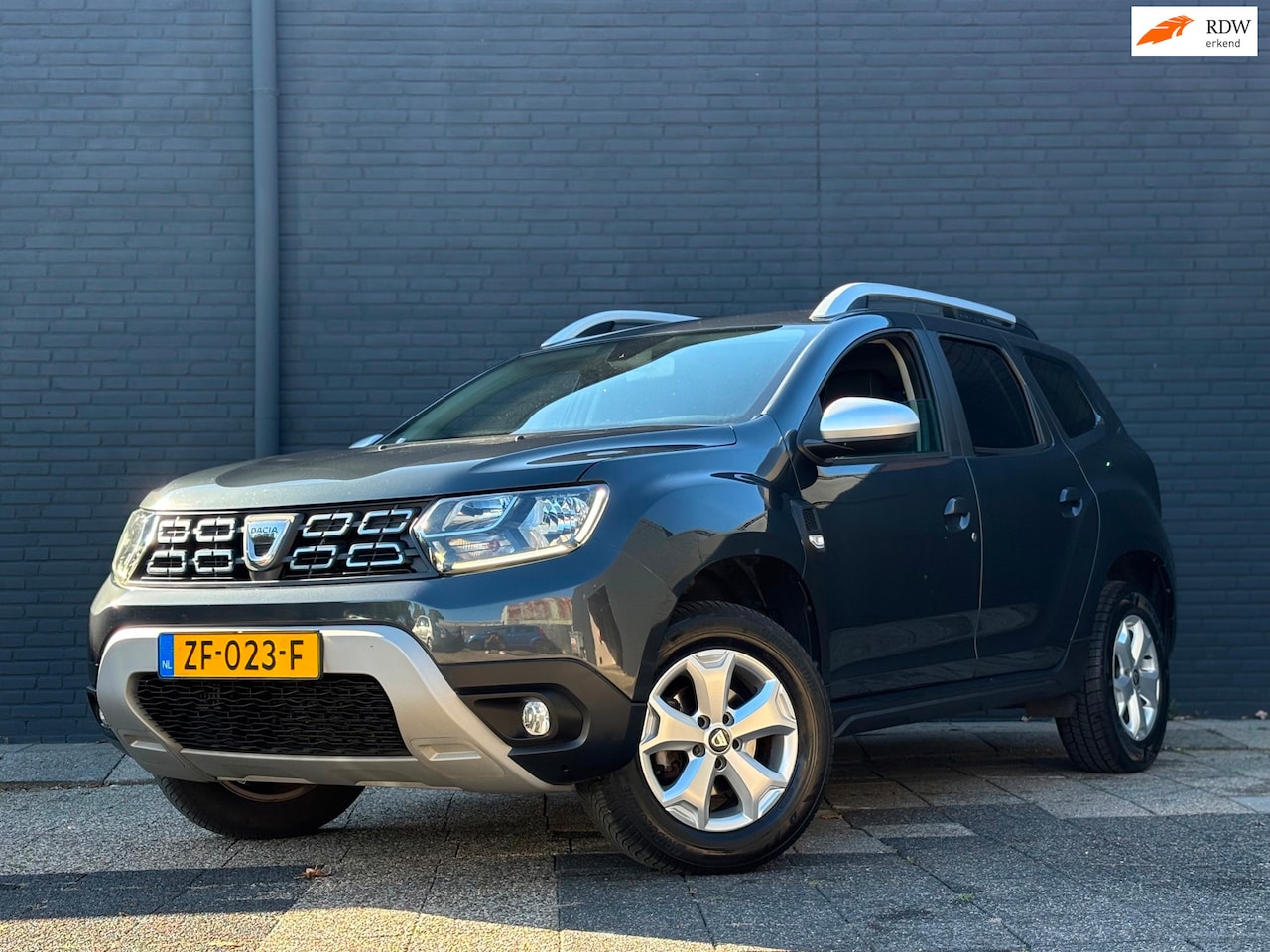 Dacia Duster - 1.2 TCe Comfort | 1e Eigenaar | Camera | Trekhaak - AutoWereld.nl