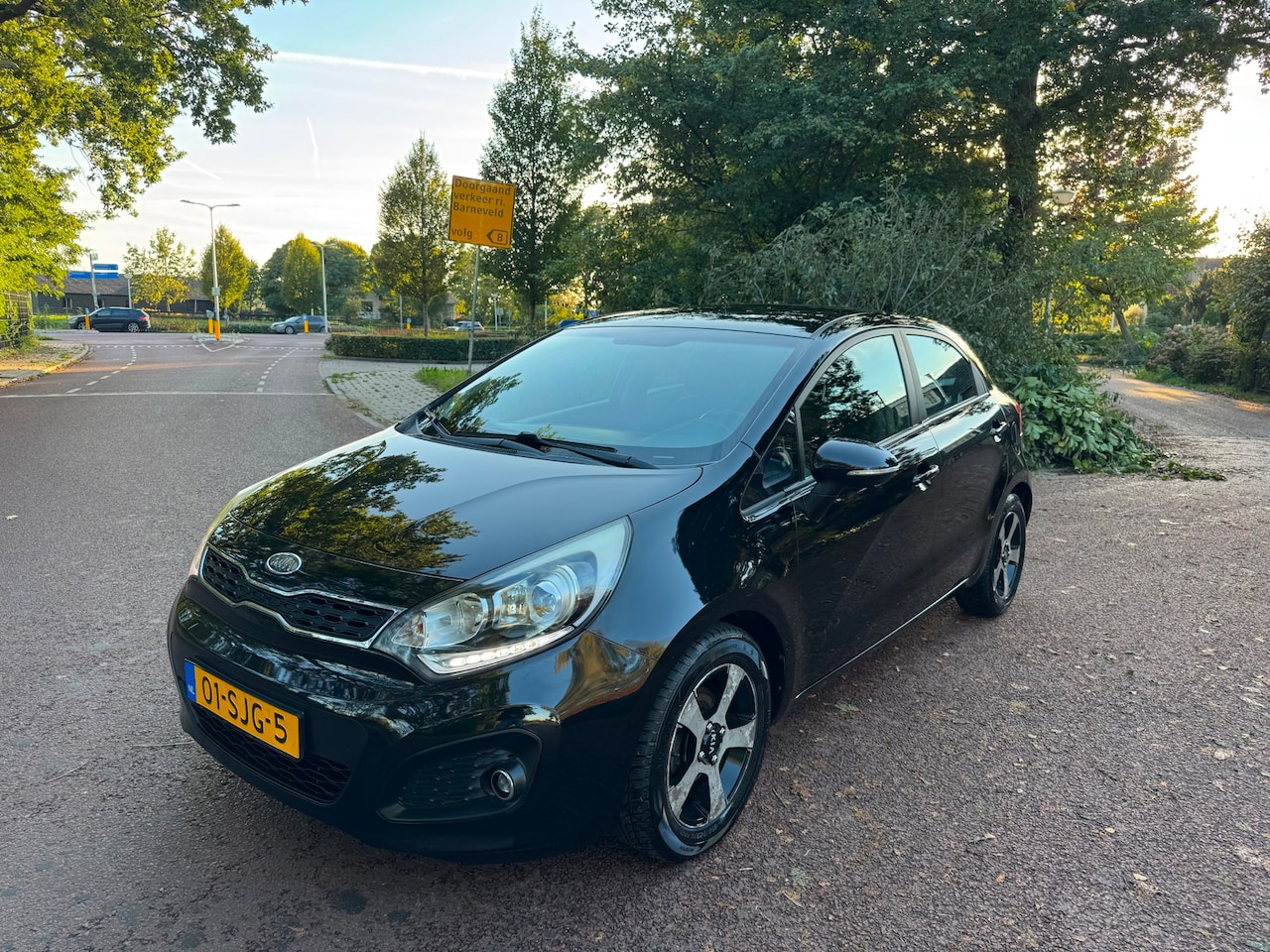 Kia Rio - 1.2 CVVT Super Pack|PDC|LED|NAP|Cruise| - AutoWereld.nl