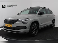 Skoda Karoq - 1.5 TSI ACT Sportline Business (PANORAMADAK, TREKHAAK, STOEL/STUUR VERWARMING, CAMERA)