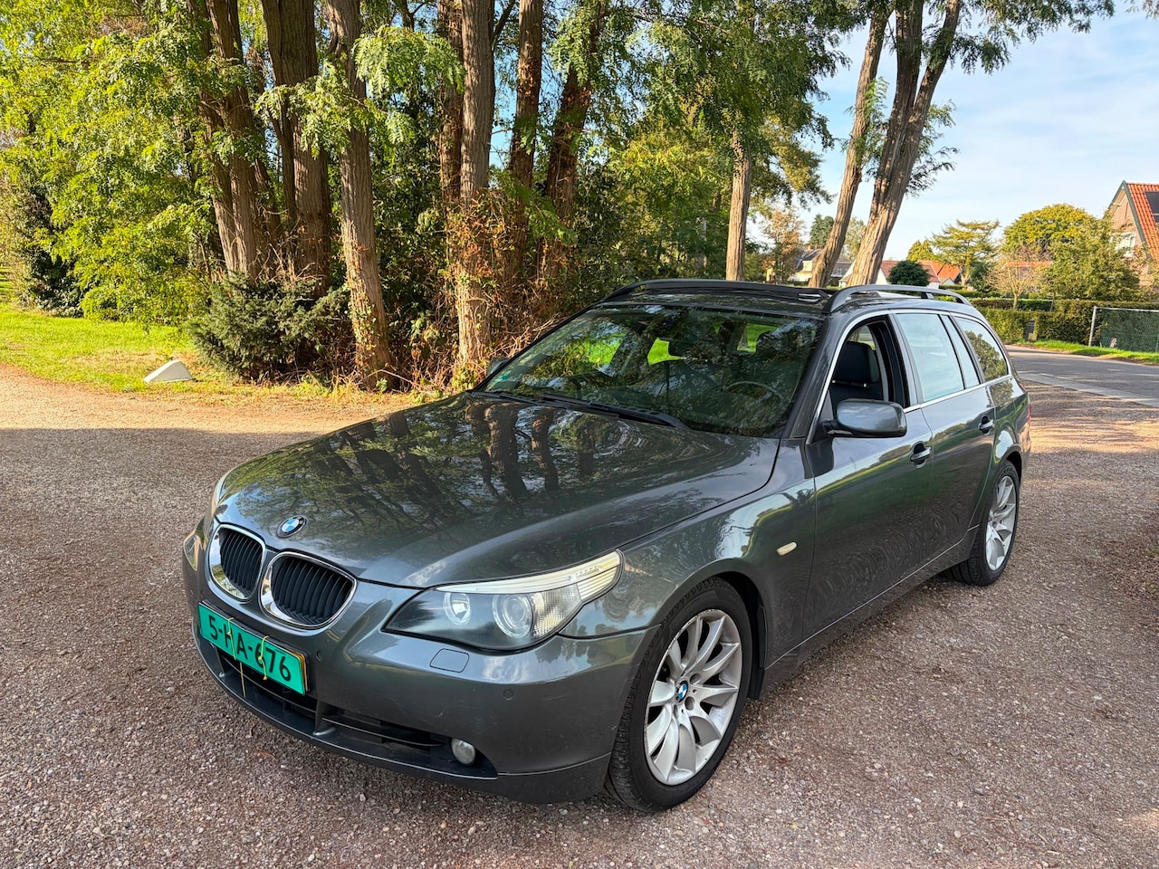 BMW 5-serie Touring - 525i 525i - AutoWereld.nl