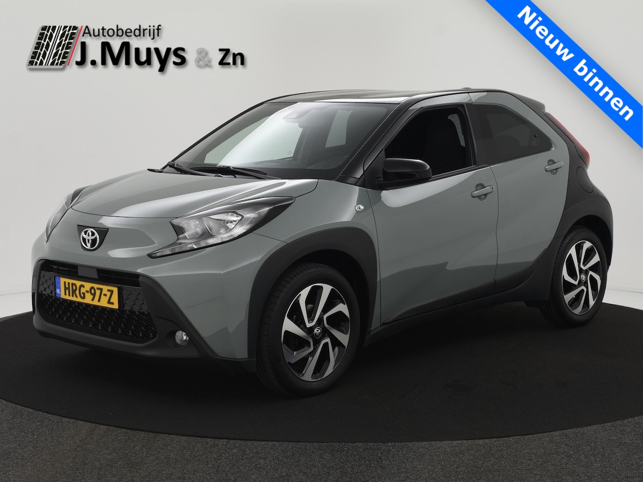 Toyota Aygo X - 1.0 VVT-i S-CVT Pulse CARPLAY|CAMERA|ACC|17INCH|AIRCO - AutoWereld.nl