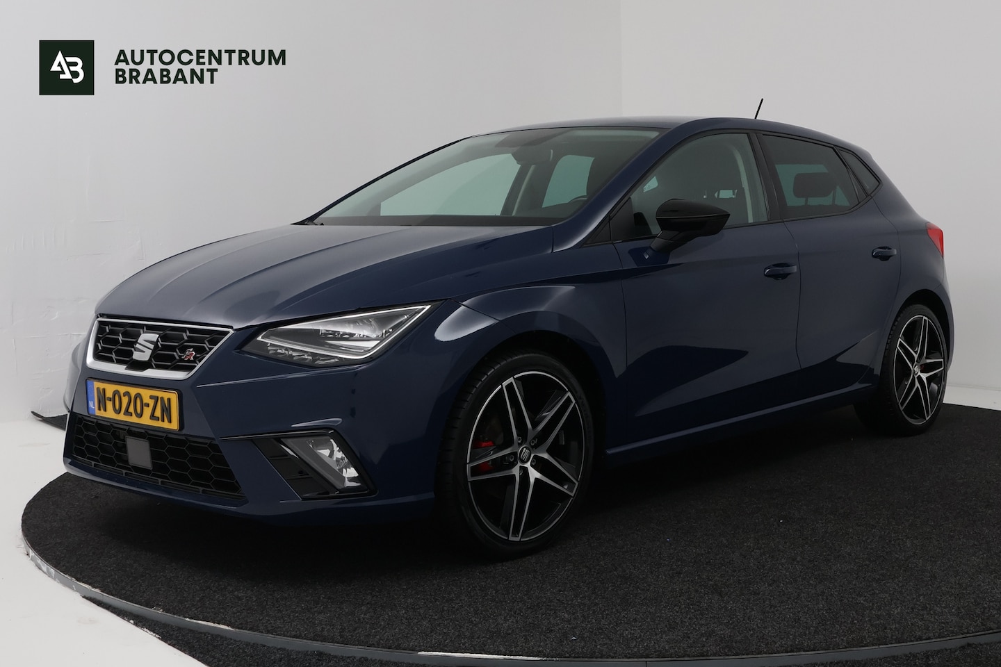 SEAT Ibiza - 1.0 TSI FR Business Intense (STOELVERWARMING, NAVIGATIE CARPLAY, PARKEERSENSOREN) - AutoWereld.nl