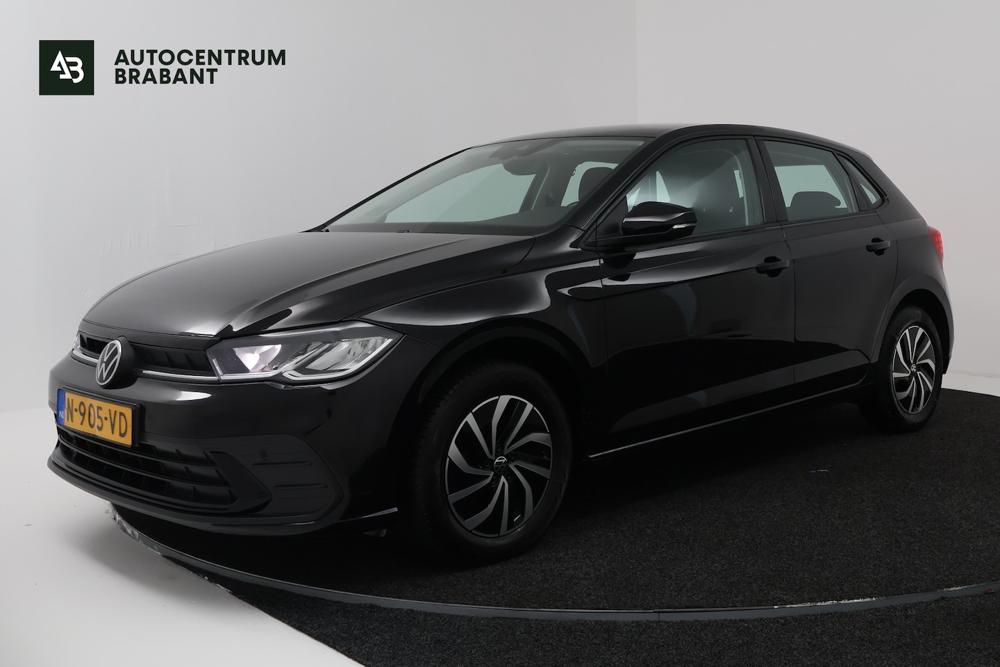 Volkswagen Polo - 1.0 TSI Life Business (STOELVERWARMING, CAMERA, DIGITALE COCKPIT, CRUISE ADAPTIEF) - AutoWereld.nl