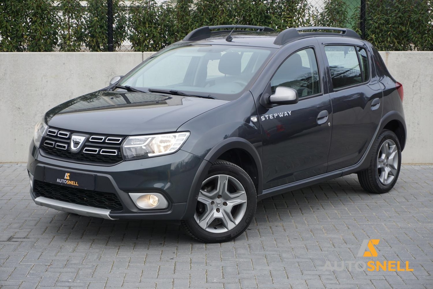 Dacia Sandero Stepway - 0.9 TCe SL Airco|Navi|cruise|trekhaak - AutoWereld.nl