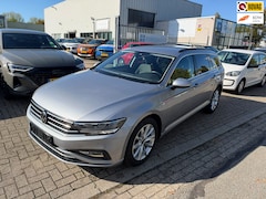 Volkswagen Passat Variant - 2.0 TDI Business Automaat, Navigatie, Dealer auto, INC BTW, Cruise Control, 1ste eigenaar