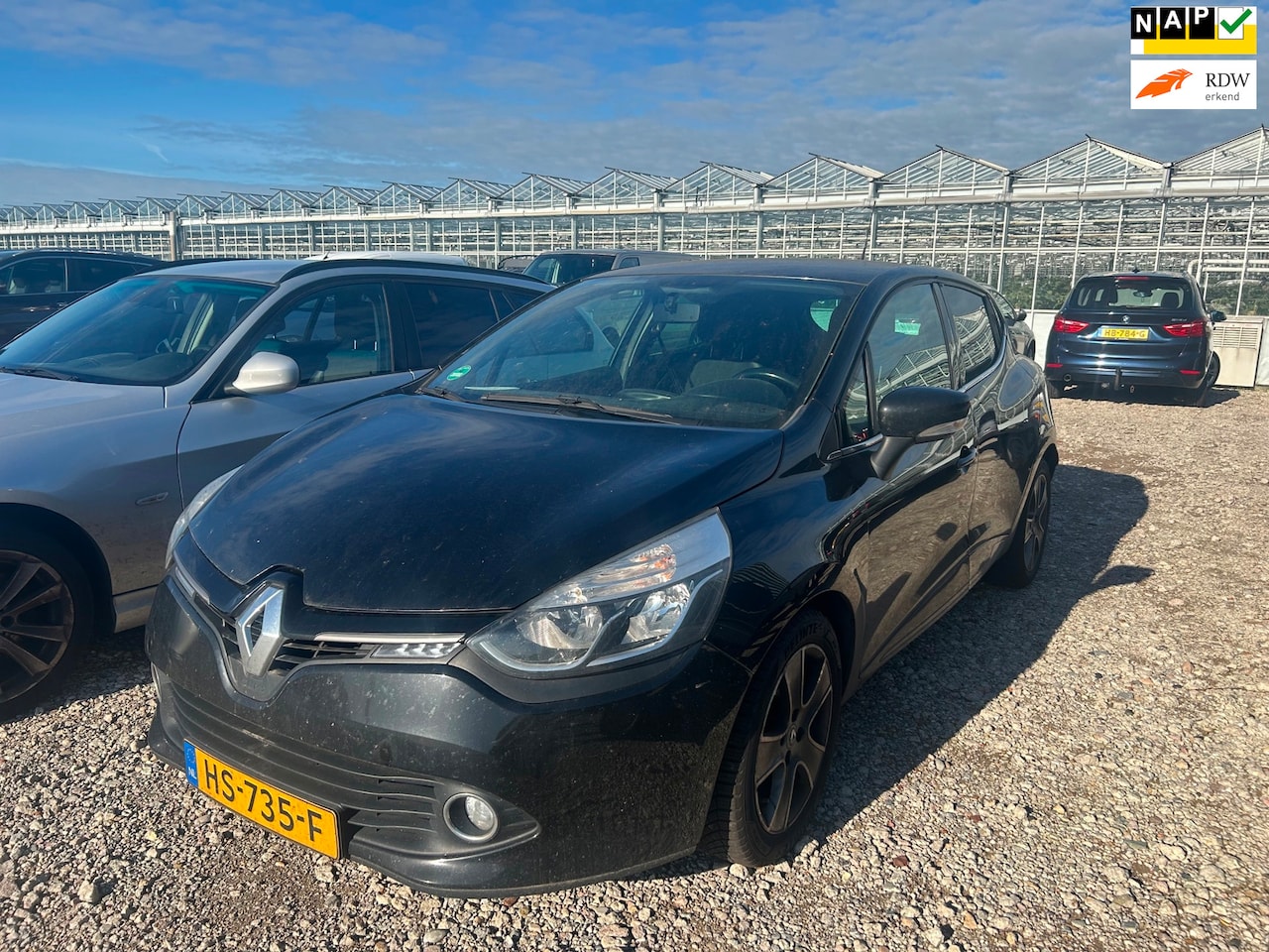 Renault Clio - | 2015 | 0.9 TCe | MOTOR DEFECT | Export en Handel - AutoWereld.nl