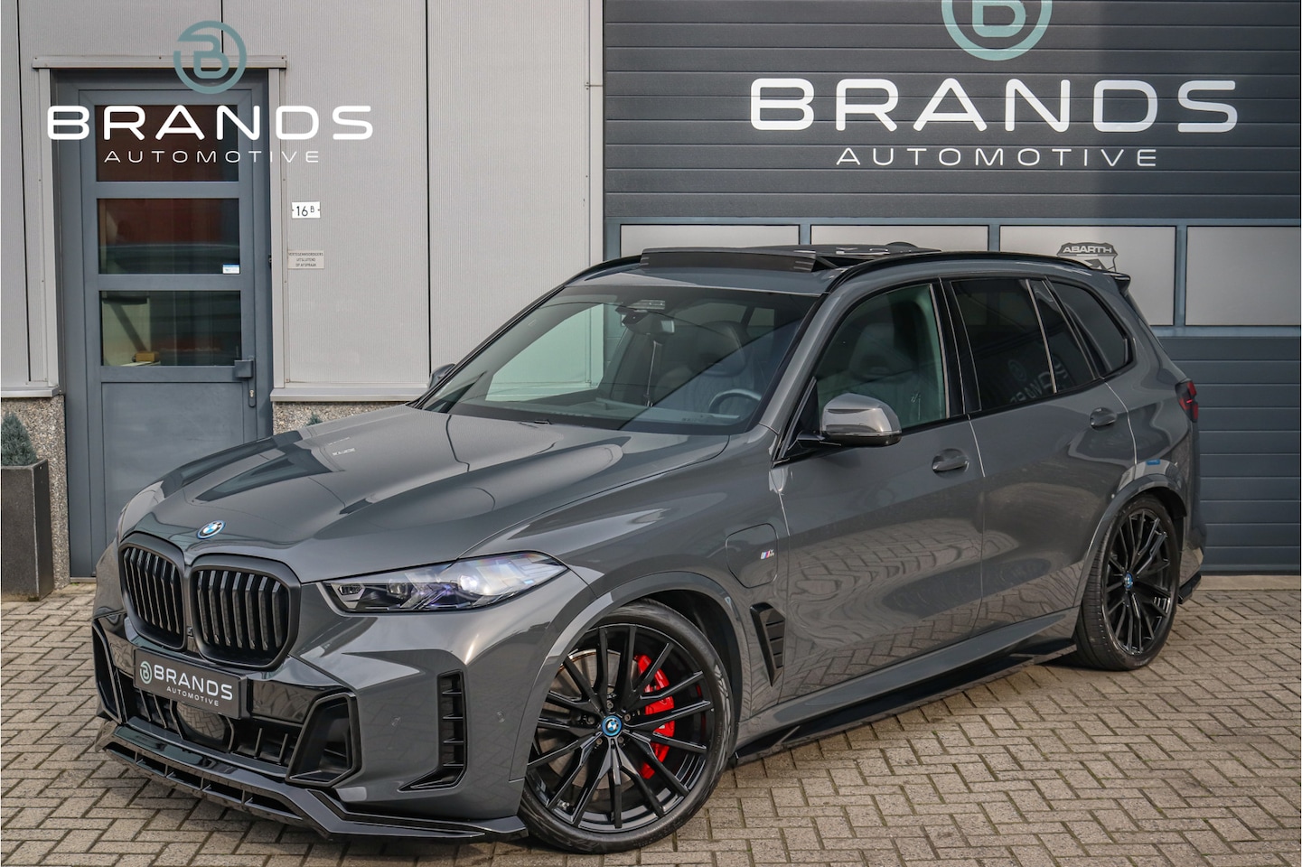 BMW X5 - xDrive50e M Sport Pro Full option Achteras best. Softclose Trekhaak Garantie - AutoWereld.nl