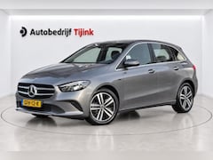 Mercedes-Benz B-klasse - 250 e Business Solution Luxury Limited PHEV | LED | Trekhaak | Stoelverwarming | Widescree