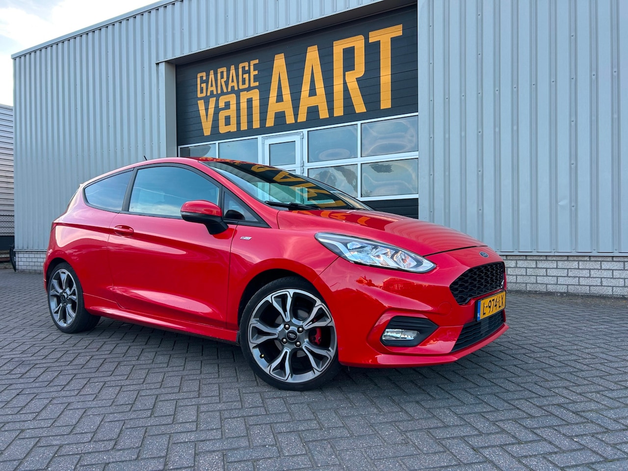 Ford Fiesta - ST-Line 1.0 Ecoboost 100pk 3dr 2019 Rood | STOEL VERW | NAVI | STUUR VERW | - AutoWereld.nl
