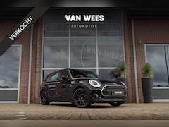 MINI Clubman - 1.5 Cooper Business Edition | 1e eigenaar | NL auto | DAB | Cruise control | Sportstoelen