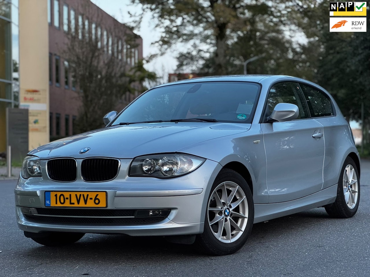 BMW 1-serie - 118i Business Line 118i Business Line - AutoWereld.nl