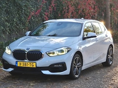 BMW 1-serie - High Executive Achteruitrijcamera Cruise Navigatie CarPlay LM Velgen Sport stoelen