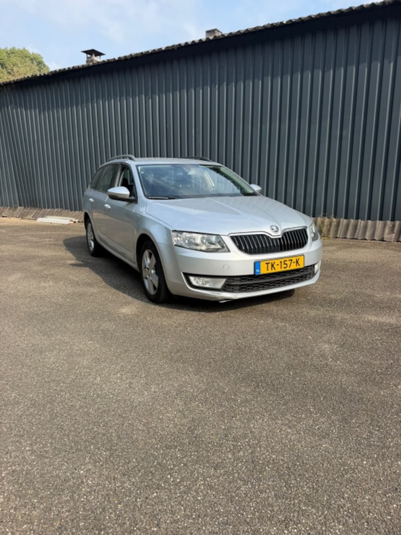 Skoda Octavia Combi - 1.6 TDI Grt Ambition - AutoWereld.nl