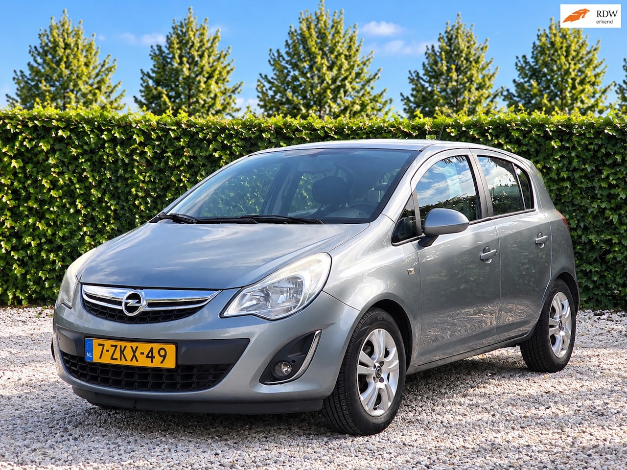 Opel Corsa - 1.2-16V Edition Trekhaak/5drs/Airco/Cruise - AutoWereld.nl