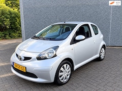 Toyota Aygo - 1.0-12V