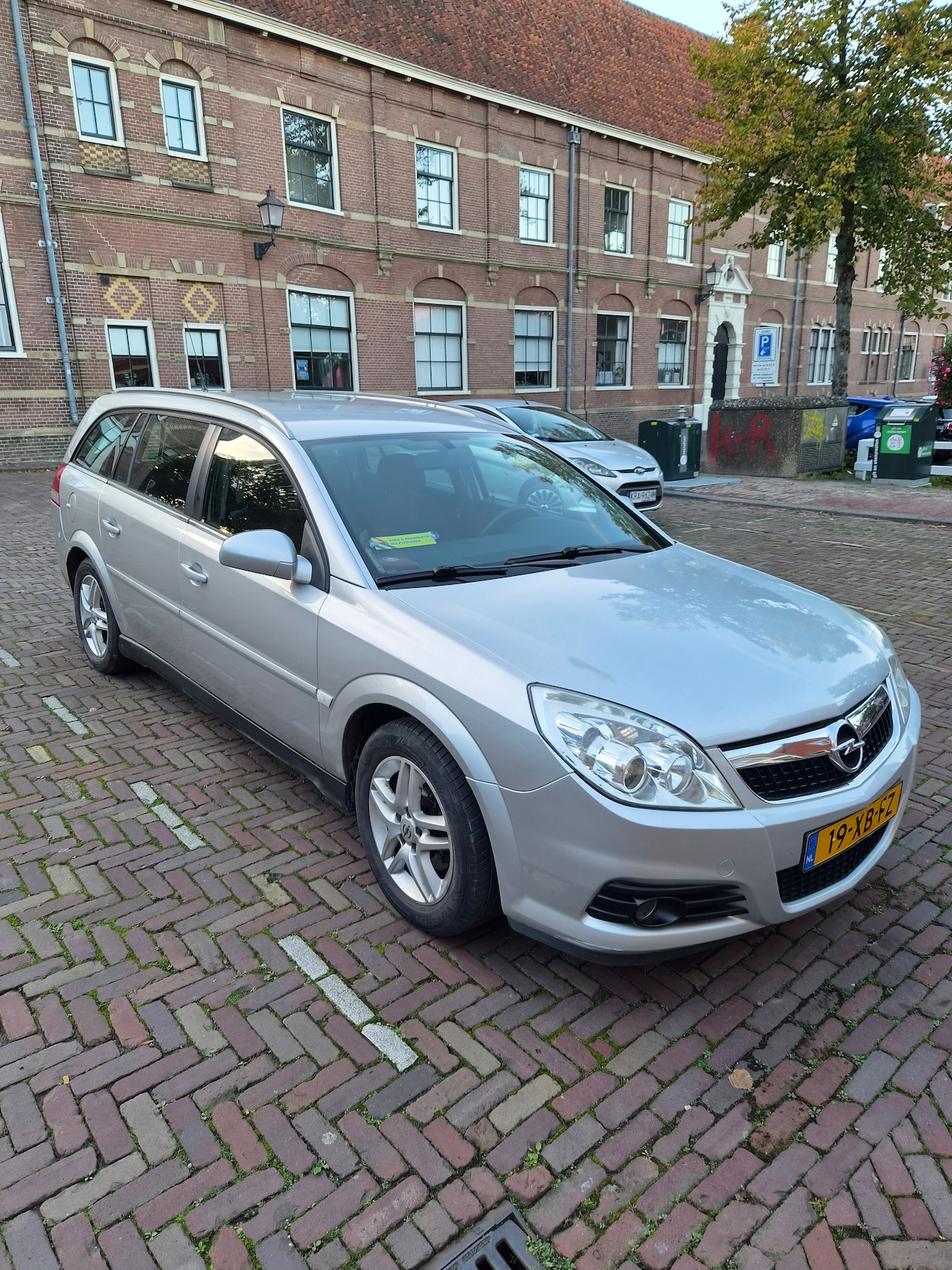 Opel Vectra Wagon - 1.8-16V Business climate control/Cruise control/CarPlay - AutoWereld.nl