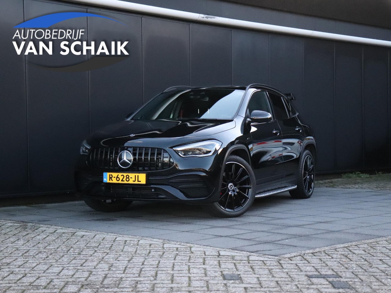 Mercedes-Benz GLA-Klasse - 250 e Business Solution AMG Limited | PANO-DAK | TREKHAAK | BURMESTER | CAMERA | STOELVERW - AutoWereld.nl