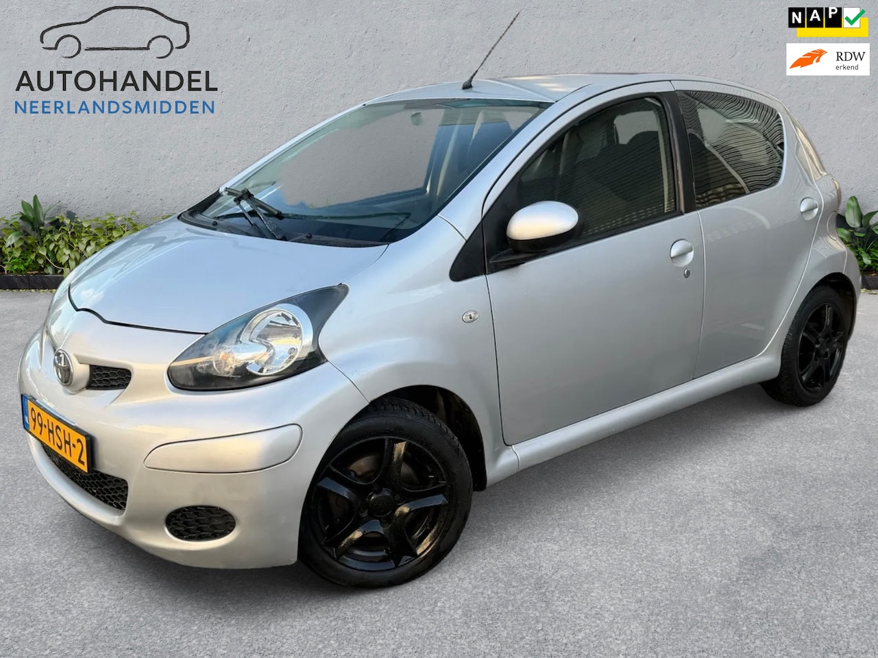 Toyota Aygo - 1.0-12V AIRCO elektrische ramen 5-Drs - AutoWereld.nl