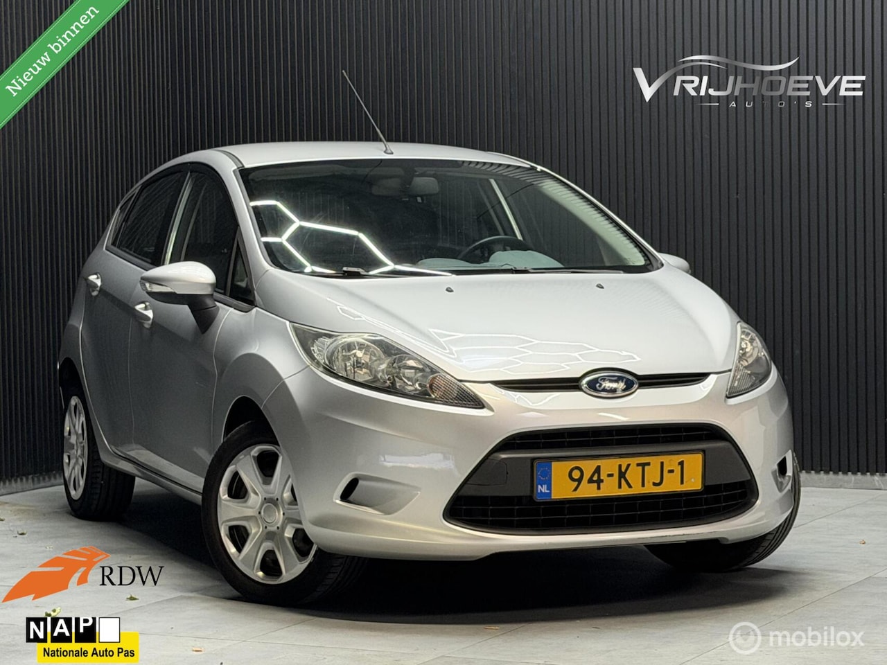 Ford Fiesta - 1.25 Limited|APK|NAP|AIRCO|ELEKPAKKET - AutoWereld.nl