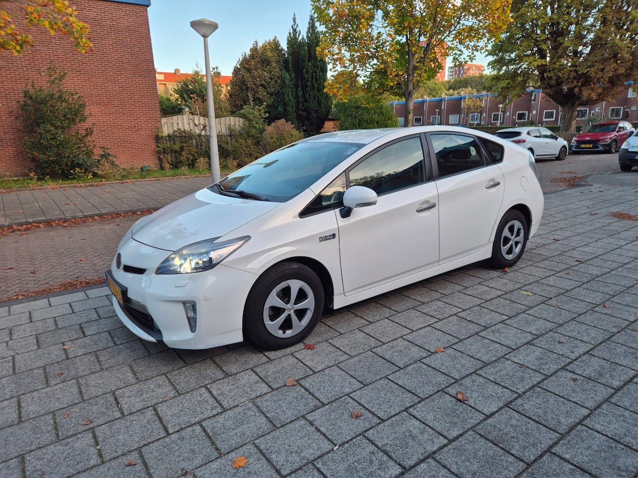Toyota Prius - 1.8  Plug-in Executive Business 1.8 Plug-in Executive Business - AutoWereld.nl