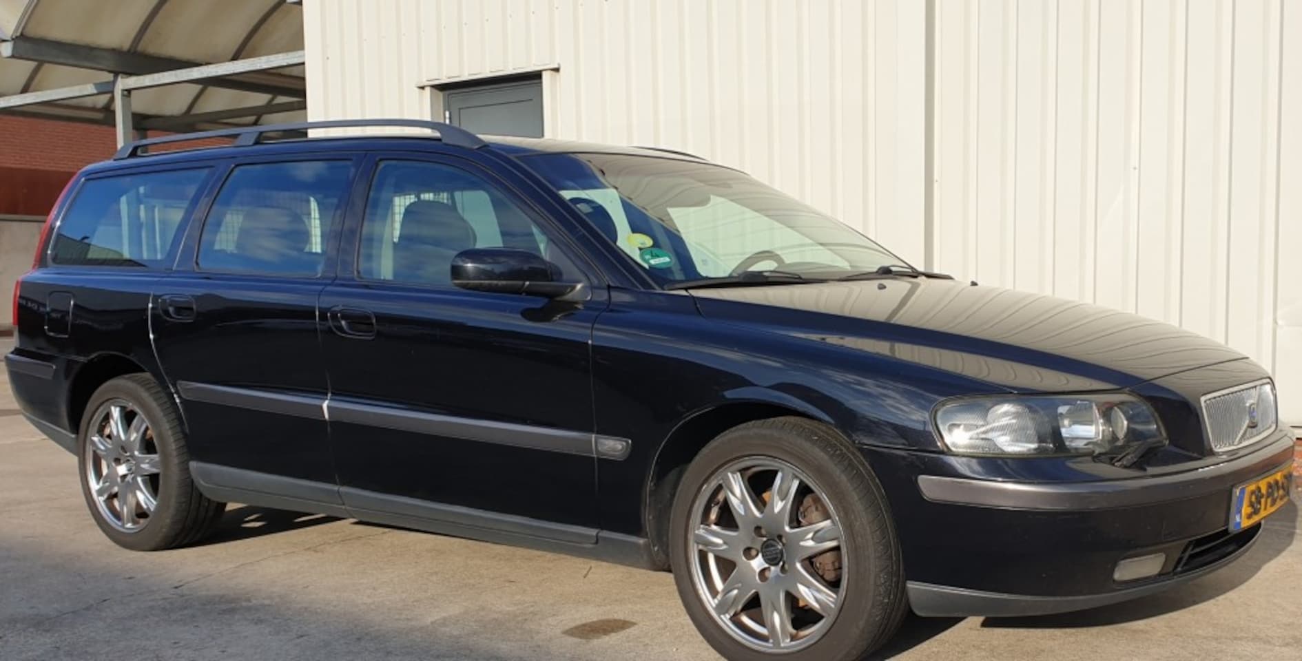 Volvo V70 - 2.4 Edition II 2.4 EDITION II - AutoWereld.nl