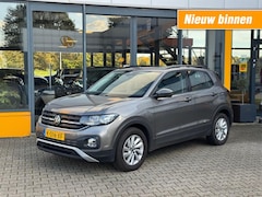 Volkswagen T-Cross - 1.0 TSI Life - adaptive cruise - navi - all season