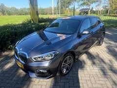 BMW 1-serie - 118i Executive Edition Aut7 Sport Line / Carplay