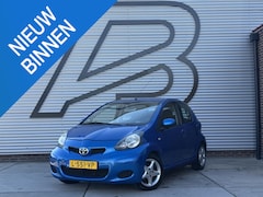 Toyota Aygo - 1.0-12V Cool 5-Deurs|Airco|Elektr. Ramen|LM Velgen|Nieuwe APK bij Aflevering