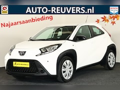 Toyota Aygo X - 1.0 VVT-i S-CVT Play / Automaat / CarPlay / ACC / Camera