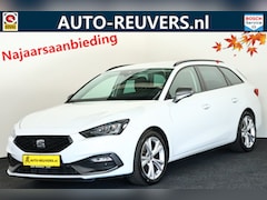 SEAT Leon Sportstourer - 1.0 eTSI FR Navi / ACC / CarPlay / Automaat / LED