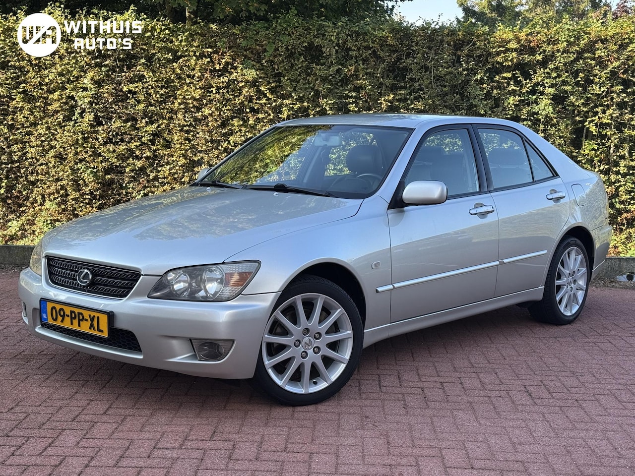 Lexus IS - 200 Business Origineel NL / Nieuwe beurt / Roestvrij / NAP - AutoWereld.nl
