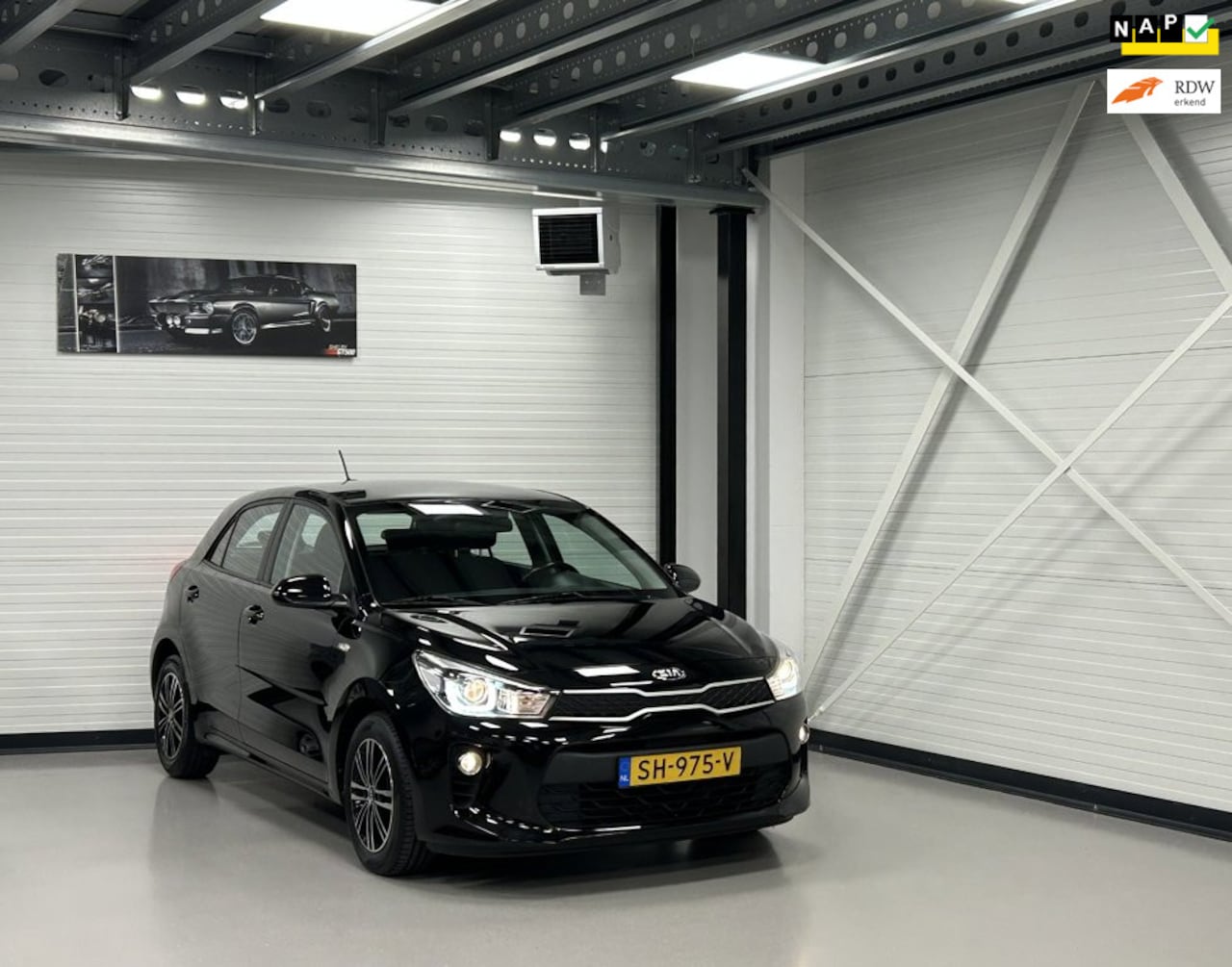 Kia Rio - 100PK ComfortPlusLine Navigator CarPlay/CruiseC/PDC/Camera/Nav/Elektrisch-pakket/Armsteun/ - AutoWereld.nl