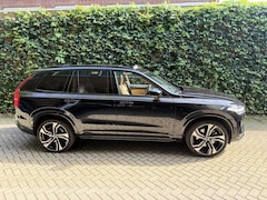 Volvo XC90 - 2.0 T8 Recharge AWD Ultimate Dark B&W Audio-Pano-Luchtvering-Massage-Trekhaak