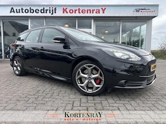 Ford Focus Wagon - 2.0 EcoBoost ST 250 PK/100% dealer/NL auto/bomvol opties